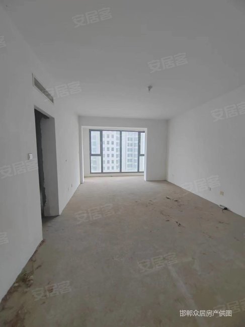 急售!鑫域国际毛坯4居室中间层邻安居东城枫丹白露