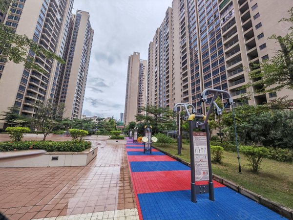 深圳坪山坪山香江花园(可合租)整租近比亚迪对面星星科技园 走路上班