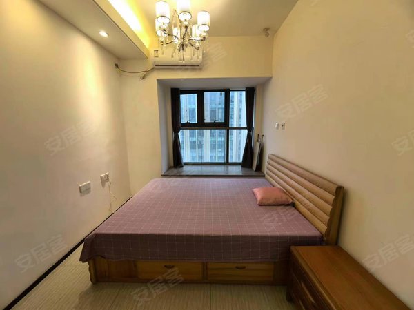 济南市中七贤恒大睿城(商住楼)恒大睿城公寓 有玥匙   电梯房  家具