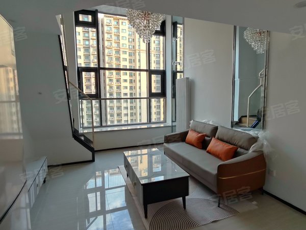 济南历城王舍人恒大城(商住楼)复式公寓南向,干净温馨,大落地窗,拎包