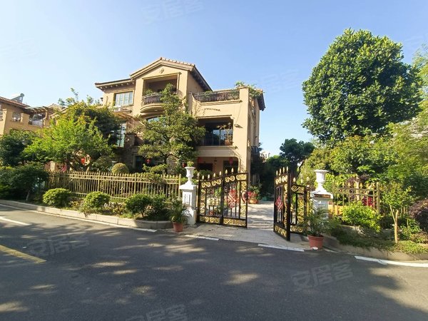 惠州惠阳经济开发区碧桂园山河城(别墅)碧桂园精装五房温馨别墅 家私