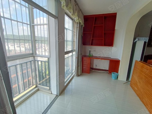 崇左江州东盟友谊茗城友谊茗城精装大3房,可拎包入住,欢迎随时看房