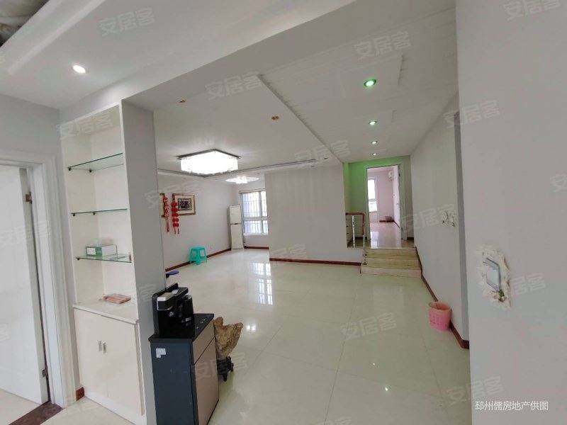 文景苑电梯洋房 错层设计 两室朝阳