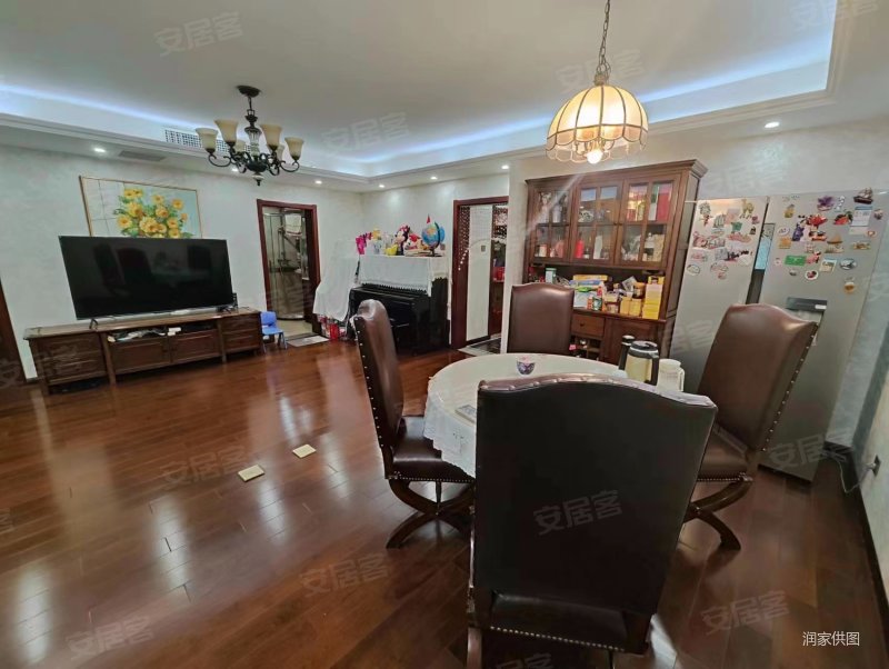 精装自住价格可谈,华亭嘉园二手房,1119万,2室1厅,2卫,144平米-北京