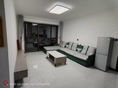 阿克苏阿克苏市阿克苏城区可月付，华鑫悦澜湾，电梯洋房，押金2000出租房源真实图片