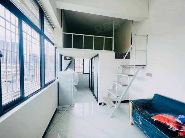 深圳南山西丽蓝堡公寓实拍直租!