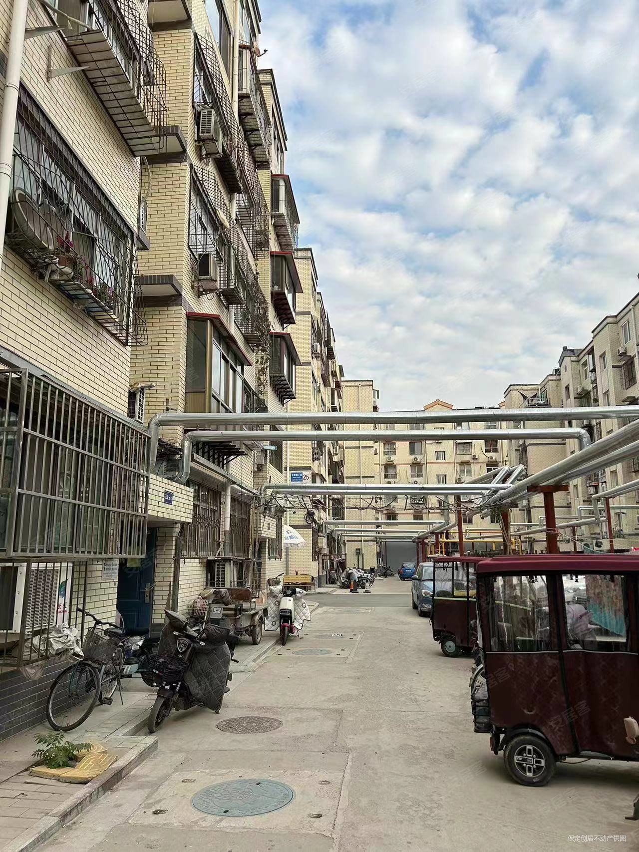 急售1层北国商城大慈阁小区59平35万包过户南北通透瓷砖房