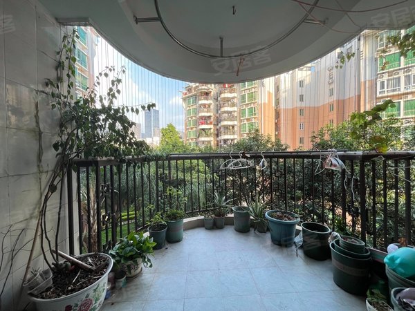 深圳龙岗横岗隆盛花园隆盛花园精装三房,家私齐全拎包入住,安静舒适