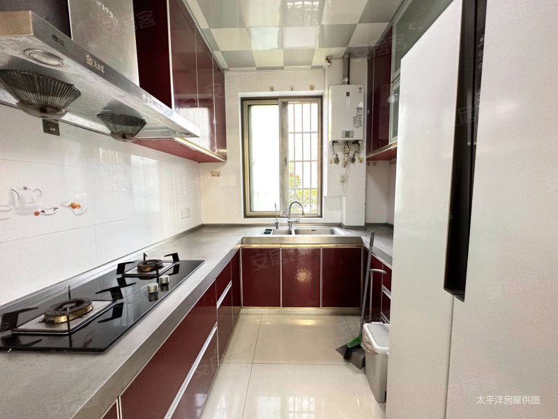 看房联系维护人郑彤 居住密度低 近医院 南北通透,天鸿公寓二手房,708