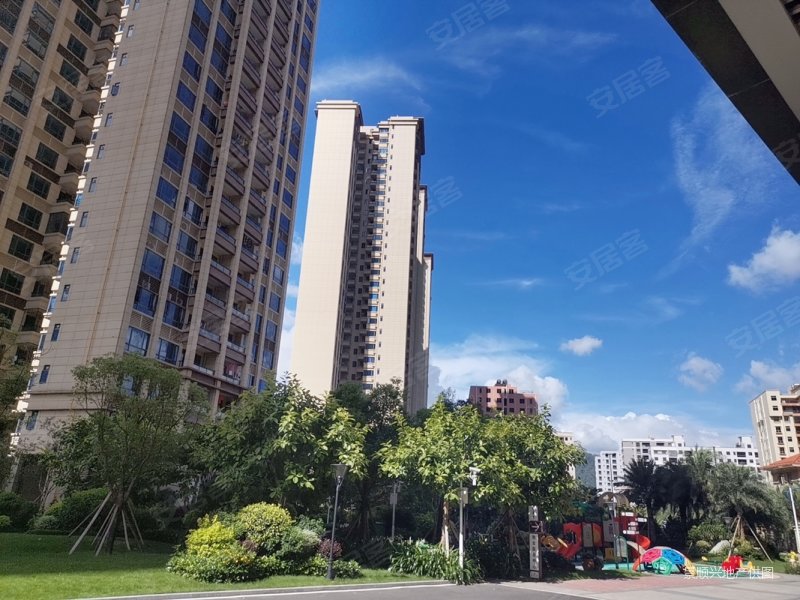 碧桂园翠湖湾 环境好 双卫生间 精装修 停车方便 南向采光好