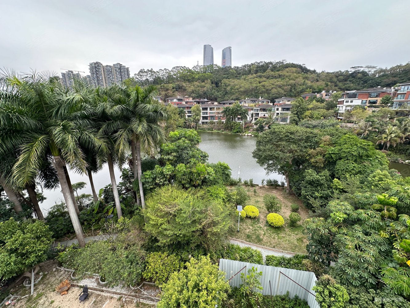 深圳房产网>深圳二手房>龙华二手房>梅林关口二手房>星河丹堤(别墅)>