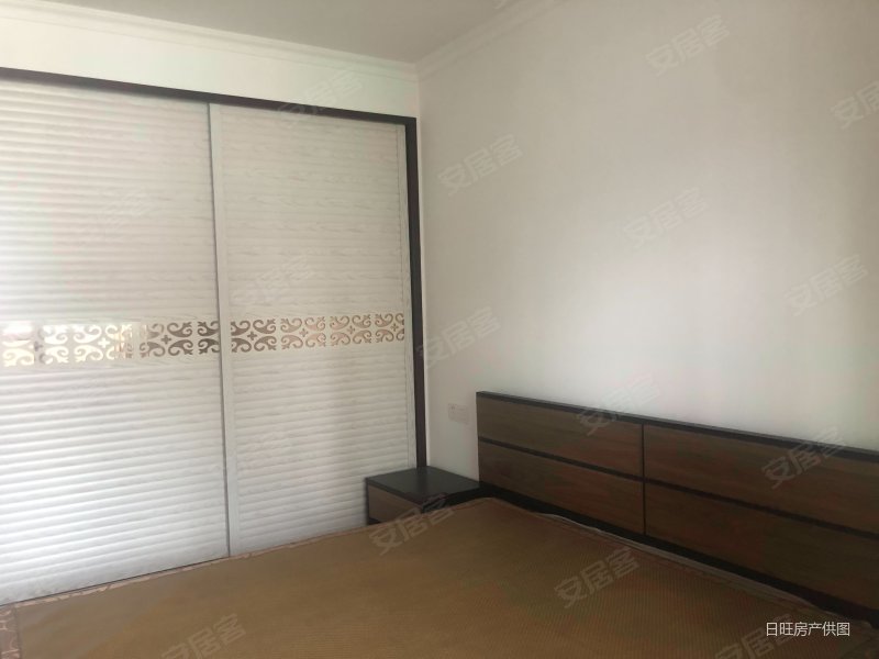 林景家园密度低小三居南北通透中间好楼层精装好房