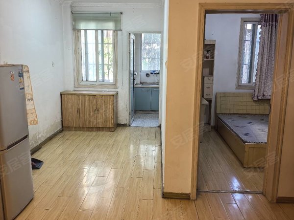 徐州鼓楼荆马河琵琶花园南区九里山地铁站清水湾旁琵琶花园一楼出租房源真实图片