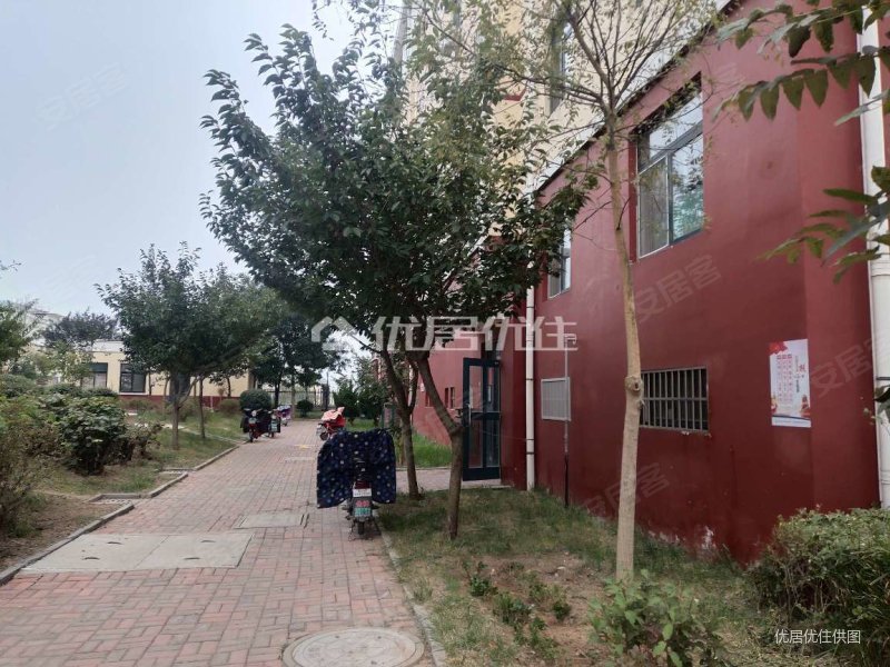 精装带家具家电过五年,名仕园(莱西)二手房,49.