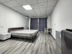 镇江丹阳八佰伴市中心八佰伴 金鹰旁公寓 一室一厅 随时看房 可短租押一付一出租房源真实图片