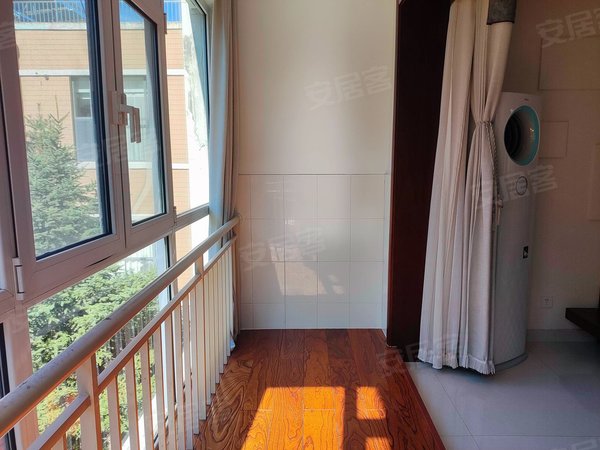 济南市中八里洼东山小区旅游路东山小区省委宿舍 精装两室拎包入住