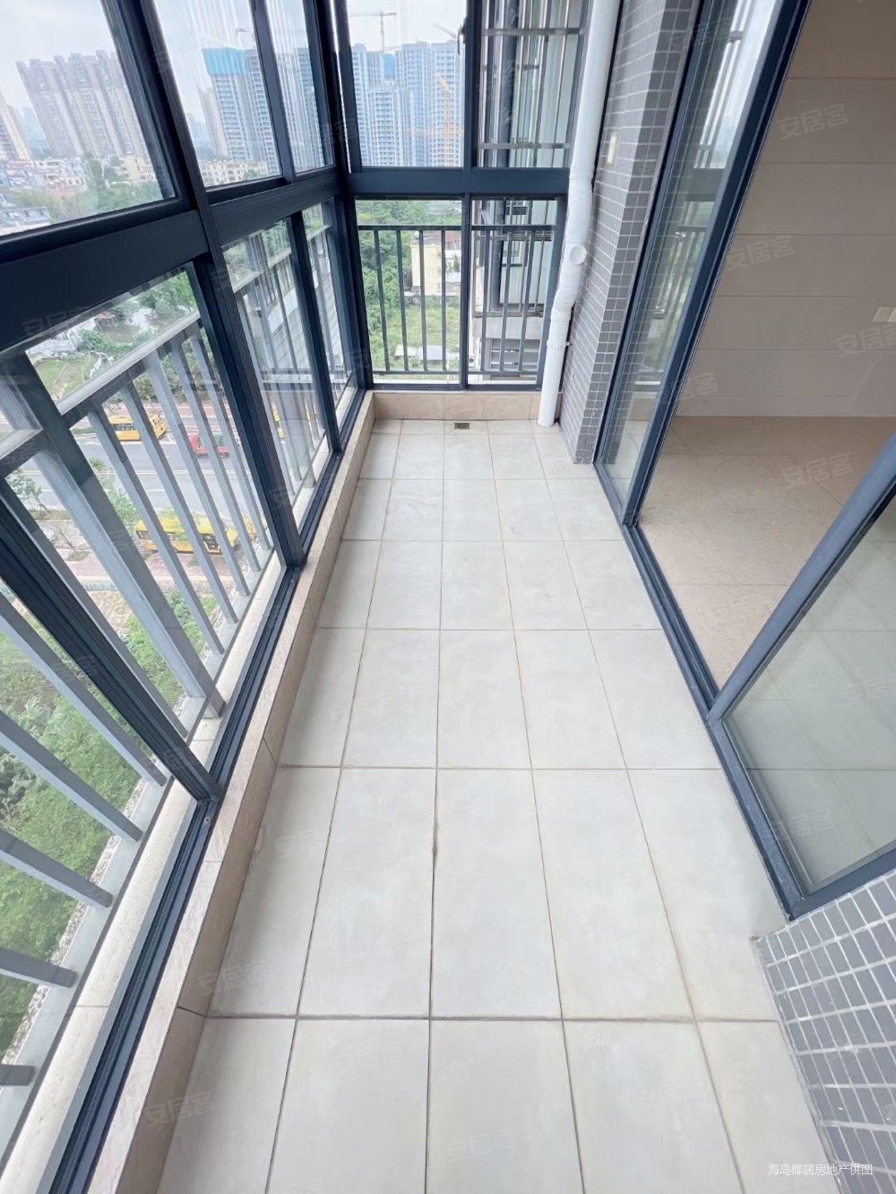 江东新区北师大附z南海佳园精装电梯3房2卫双阳台