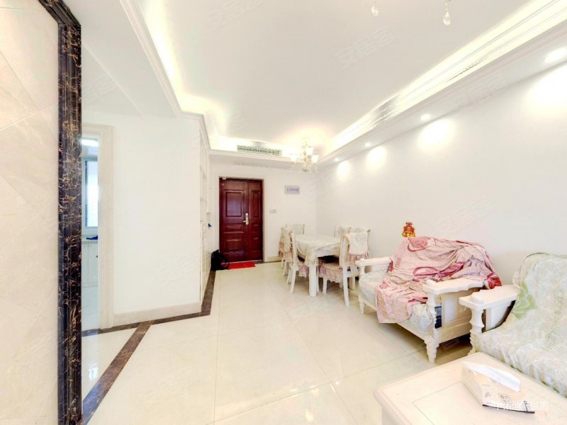 精装修未入住 三开间朝南 小高层 户型方正 看房方便,中南世纪雅苑