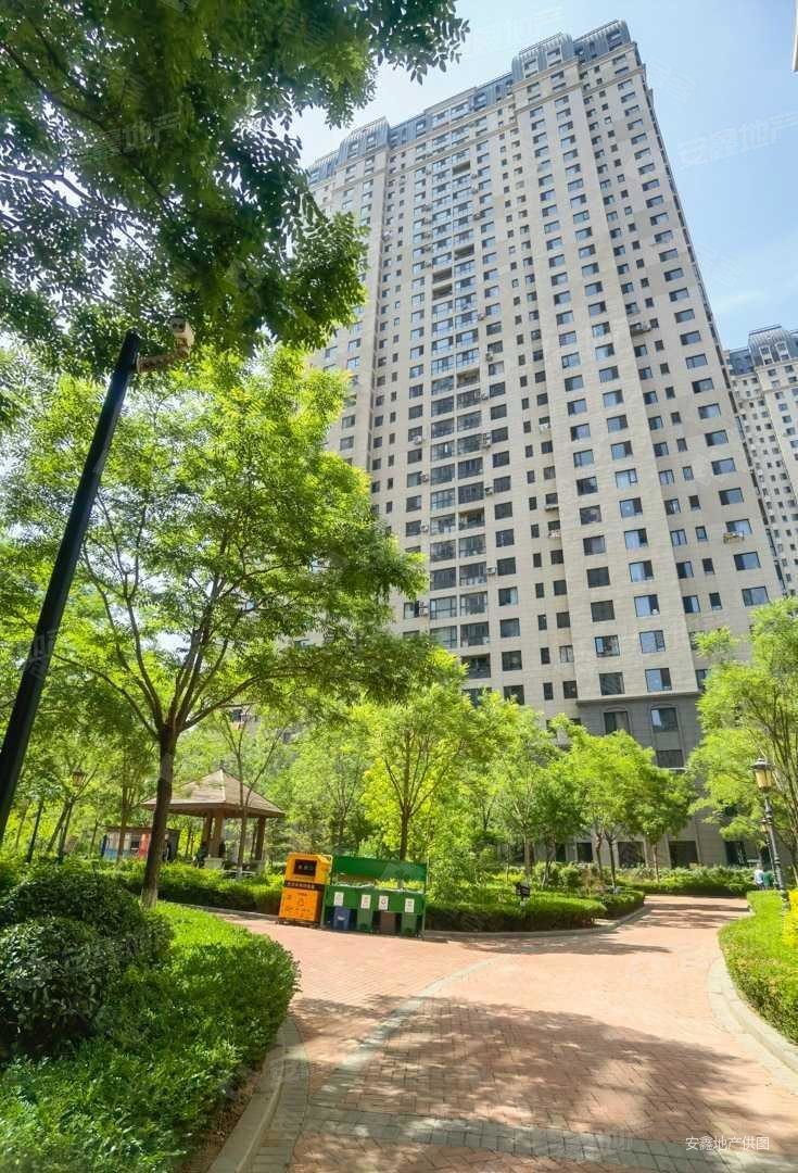 新上亿达云集品质小区南北通透中间楼层近地铁市场