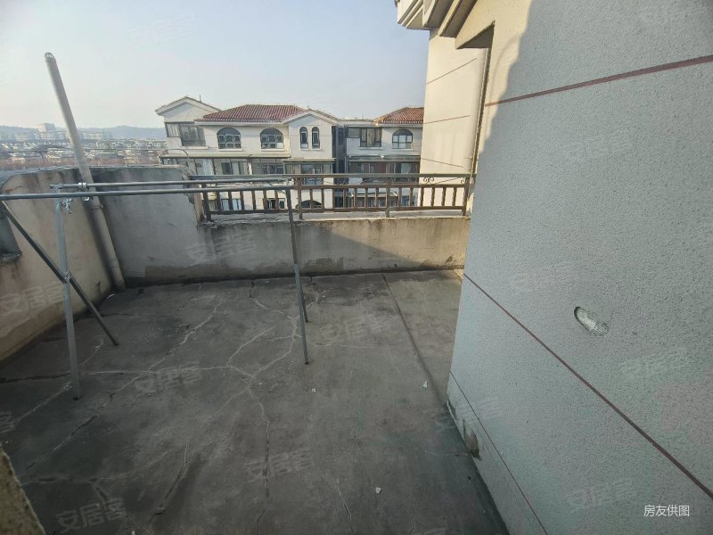 百家湖附近,九龙湖别墅二手房,650万,3室2厅,3卫,172平米-南京安居客