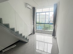 棠东 全新品牌公寓 采光复式大单间 BRT50米 可预定