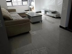 冠县清泉街道清泉冠岳府,三室两厅两卫,家具家电齐全,带车位,可以押一付三出租房源真实图片