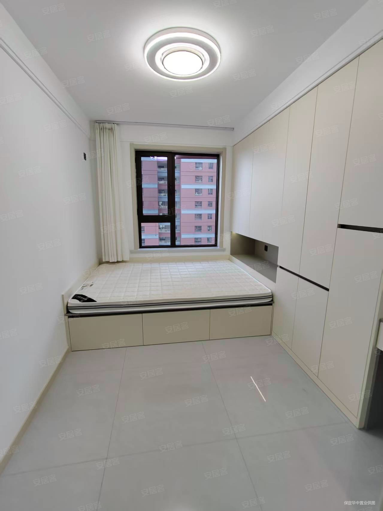 学苑新城3室2厅2卫123㎡南北95万