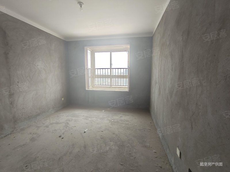 洛阳房产网>洛阳二手房>瀍河二手房>洛阳东站二手房>圣域蓝湾>800_600