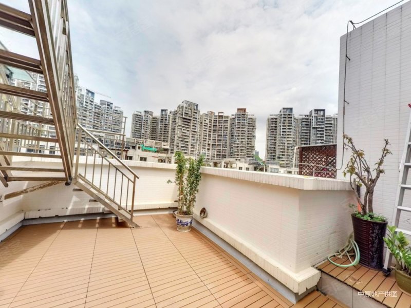 泰华阳光海 顶楼复式洋房 上下四层 高使用率