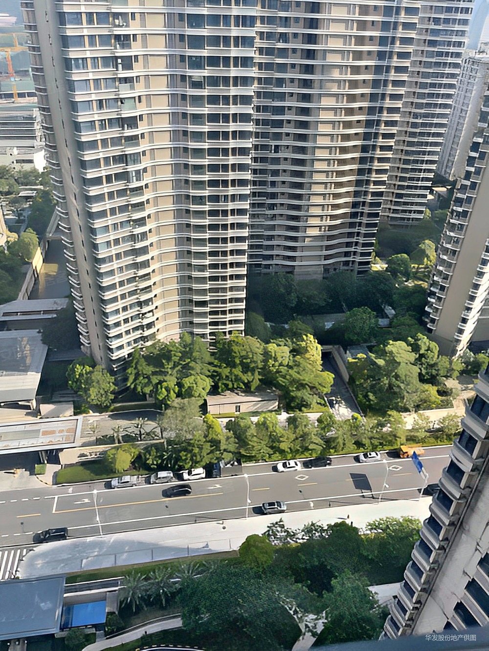 华发首府4室2厅2卫158.78㎡南北795万