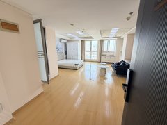 青岛市北中央商务区套一整租CBD商务 卓越广场 敦化路地铁口 万达商城出租房源真实图片