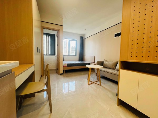 福州晋安五四北福州地铁秀山龙湖冠寓地铁直达东街口 限时免租30天