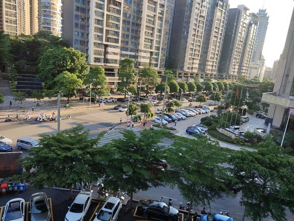 南宁青秀凤岭北凤岭名园南宁二中旁 凤岭名园精装大单间 民水民电