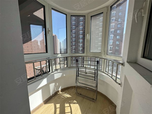 天津河西梅江津铁美苑津铁美苑 紧邻医大二院地铁 医大二院附近 新业