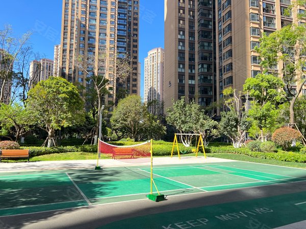 昆明官渡新螺蛳湾俊发星湾俊园新螺蛳湾旁  彩云城星湾俊园三室 大