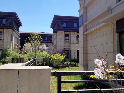 鸿坤理想城澜境东苑别墅