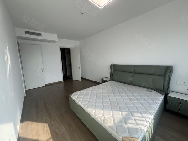 金华永康东城柳岸晓风溪心高品质小区！柳岸晓风三室一厅！家具齐全拎包入住出租房源真实图片