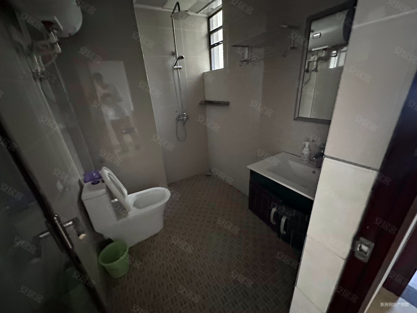 中华坊2室2厅1卫86㎡南北55万