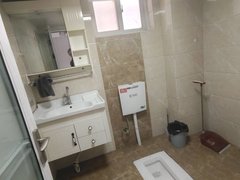 信阳浉河和美广场天润旁 万家灯火精装3房 押一付一随时看房 一套 随时看出租房源真实图片