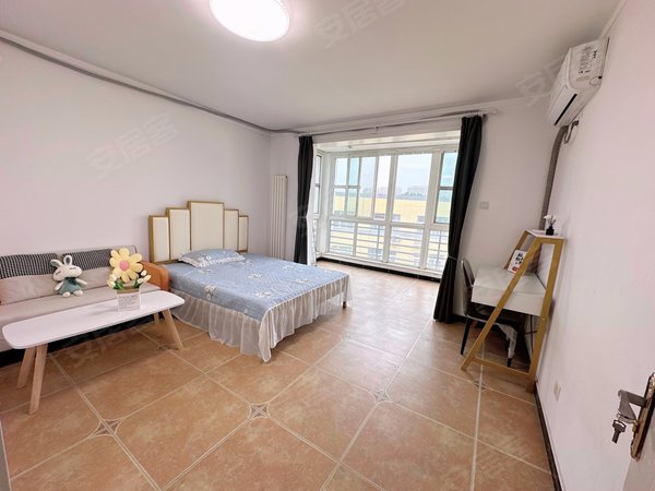 北京昌平龙泽龙泽苑东区13号线 龙泽 回龙观地铁站边 龙泽苑东区 朝南