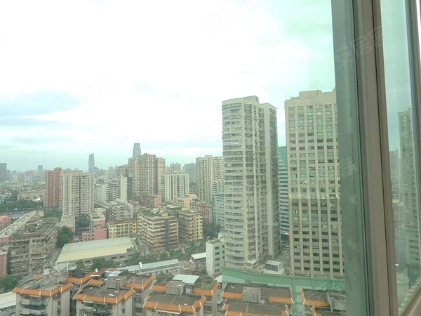 广州越秀五羊新城冠城大厦五羊新城 电梯二房二厅 可做工作室 可办公