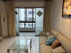镇江丹阳八佰伴风雅尚都二楼,二室二厅,拎包入住,月租1300元月出租房源真实图片