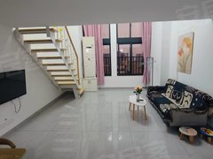 防城港港口桃花湾广场湖南大厦复式一房一厅出租，家电家具齐全，随时看房入住出租房源真实图片