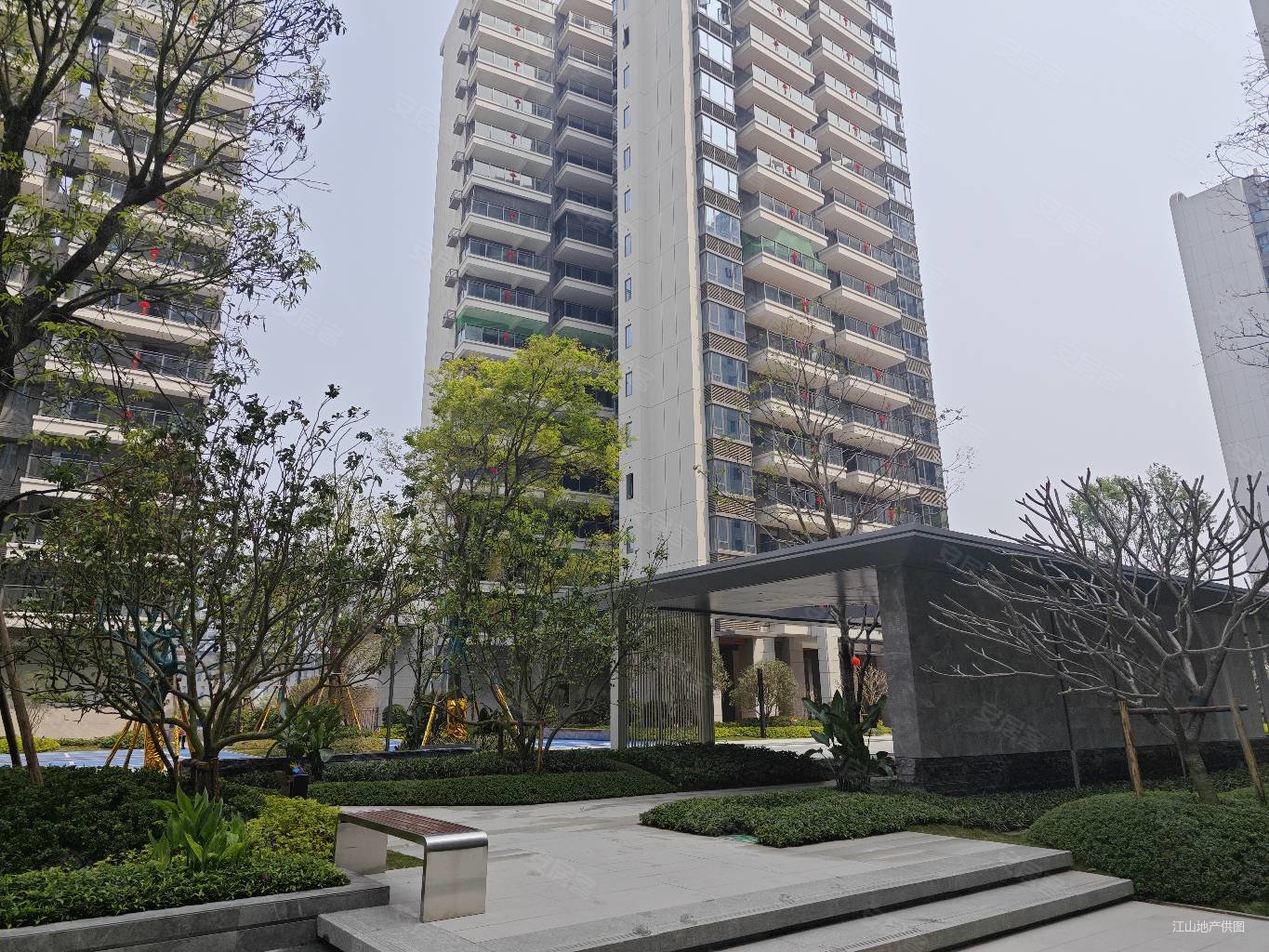 五象湖地铁口锦麟玖玺166平大四房实验四小十四中