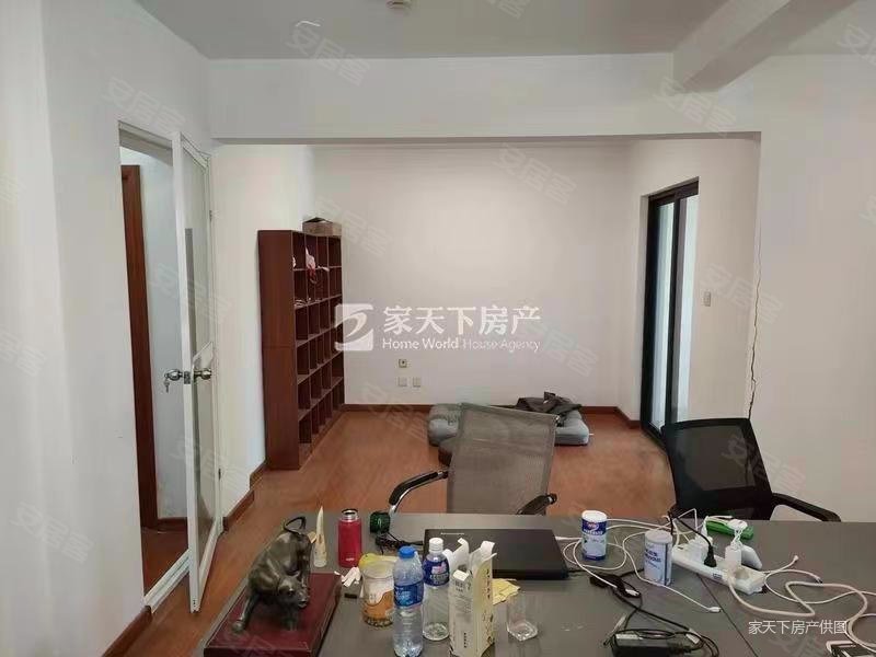 视线无遮挡看乌山一览无余,上海新苑二手房,178万,3室2厅,1卫,90