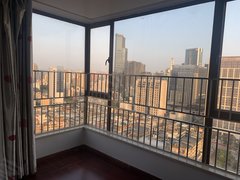 惠州惠城江北中心区丽格公寓 北欧风漂亮 有落地窗和独立阳台 高层视野开阔出租房源真实图片