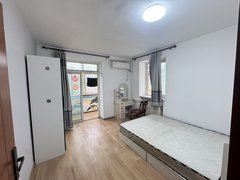北京顺义顺义城区建新南区 主卧阳台 本人实拍 随时看房出租房源真实图片