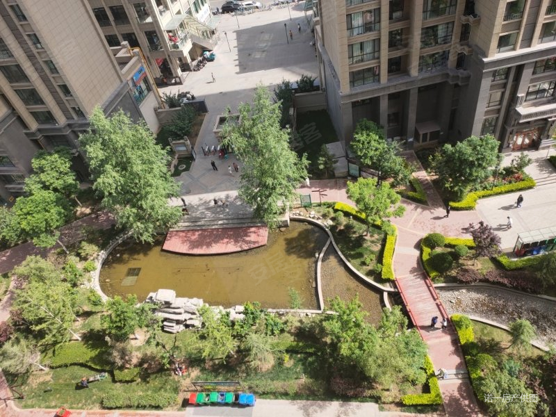 红星紫郡2室2厅1卫95.19㎡南125万