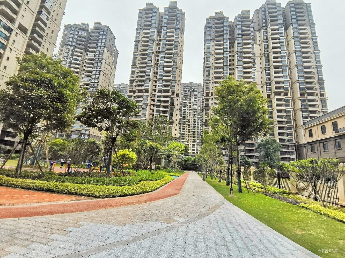 付3w即可收房(建工城),大都悦园二手房,106万,5室2厅,2卫,137平米