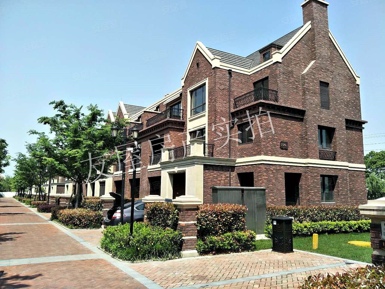 东边套花园200平时代御湖高品质楼盘一楼老人房急售